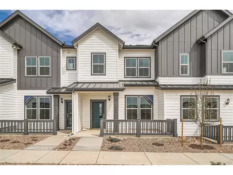 2017 S Gold Bug Way, Aurora, CO 80018