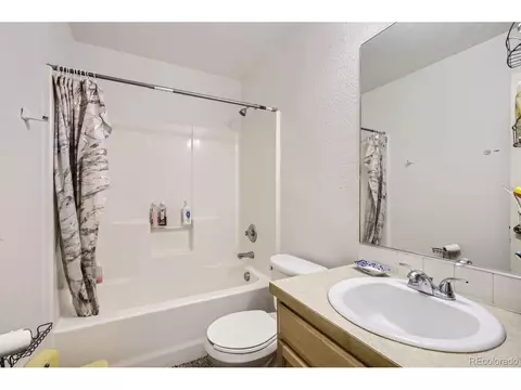 402 E 28th Street Rd, Greeley, CO 80631 photo 9