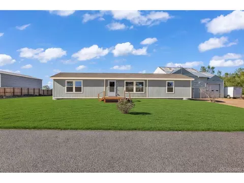 336 Lilac Cir, Lochbuie, CO 80603