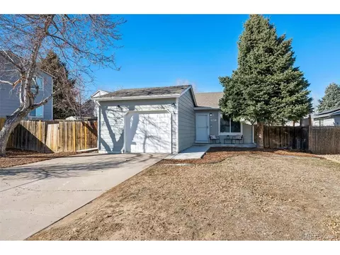 17411 E Layton Dr, Aurora, CO 80015 photo 3