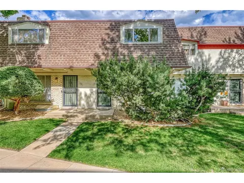 1137 S Monaco Pkwy, Denver, CO 80224