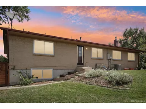 6906 E Dickenson Pl, Denver, CO 80224 photo 2