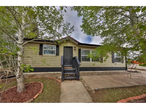 425 N 7th St, Granby, CO 80446