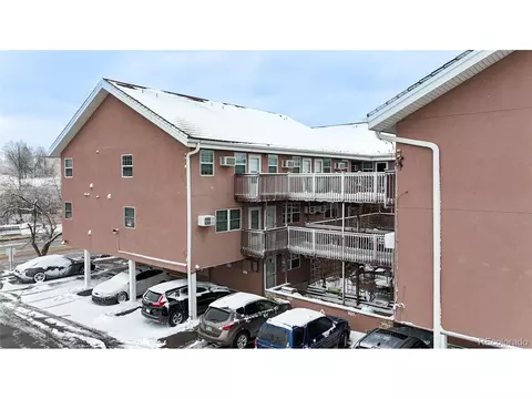 5873 S Prince St #203A, Littleton, CO 80120