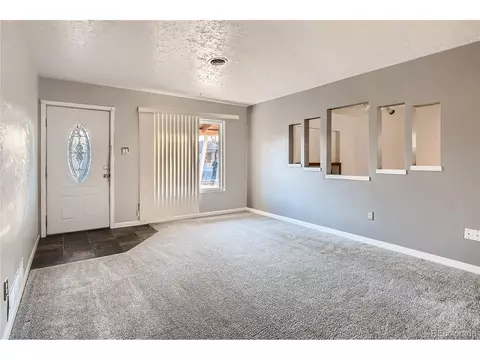 910 Ursula St, Aurora, CO 80011 photo 6