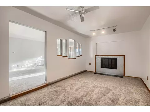 910 Ursula St, Aurora, CO 80011 photo 12