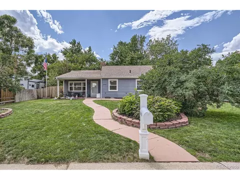 8483 Yarrow St, Arvada, CO 80005