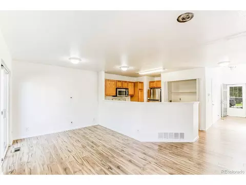 2035 E 103rd Ave, Thornton, CO 80229 photo 6