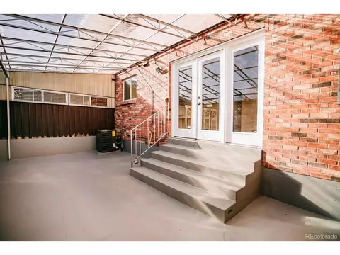 Exterior - 9133 E Mansfield Ave, Denver, CO 80237 photo 3 of 4