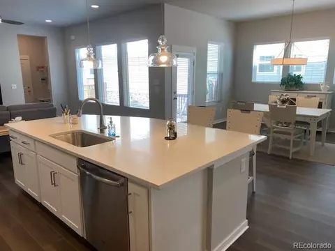 21561 E 60th Ave, Aurora, CO 80019 photo 4