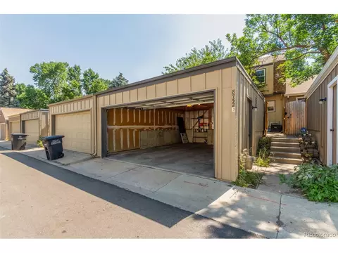 8752 E Amherst Dr #E, Denver, CO 80231 photo 30