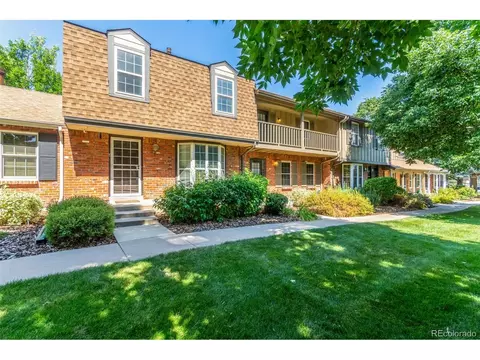 8752 E Amherst Dr #E, Denver, CO 80231 photo 5