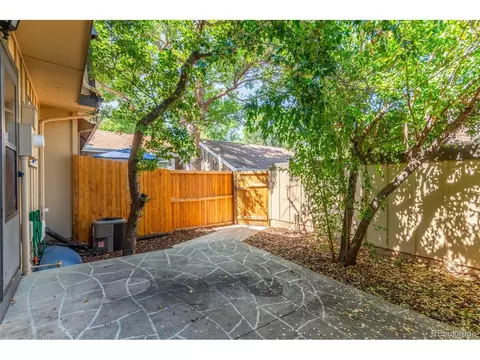 8752 E Amherst Dr #E, Denver, CO 80231 photo 29