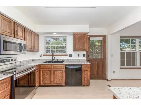 8752 E Amherst Dr #E, Denver, CO 80231 photo 14