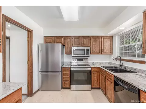 8752 E Amherst Dr #E, Denver, CO 80231 photo 13