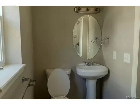 Bath - 201 Beech St, Sterling, CO 80751 photo 2 of 3
