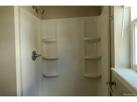 Bath - 201 Beech St, Sterling, CO 80751 photo 3 of 3
