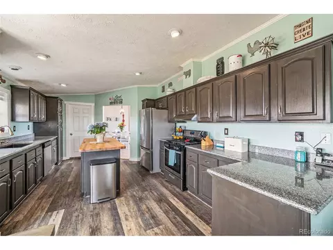 9551 Schumaker Rd, Bennett, CO 80102 photo 7