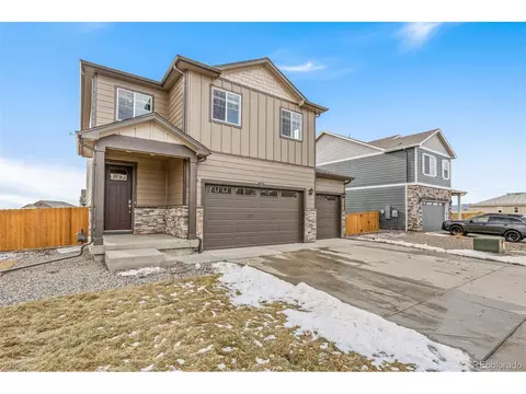45809 Red Tail Dr, Bennett, CO 80102 photo 2