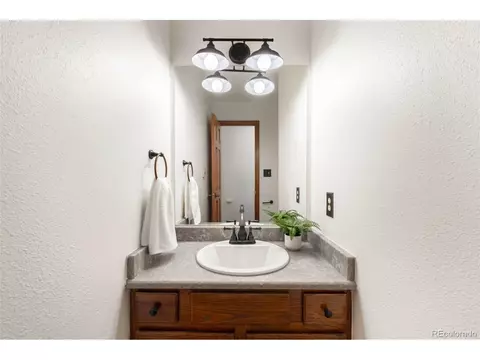 9633 Fox Valley Dr, Morrison, CO 80465 photo 17