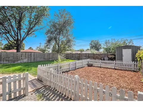 Undisclosed, Denver, CO 80207 photo 30