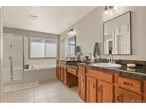Bath - 6315 E 133rd Ave, Thornton, CO 80602 photo 2 of 3