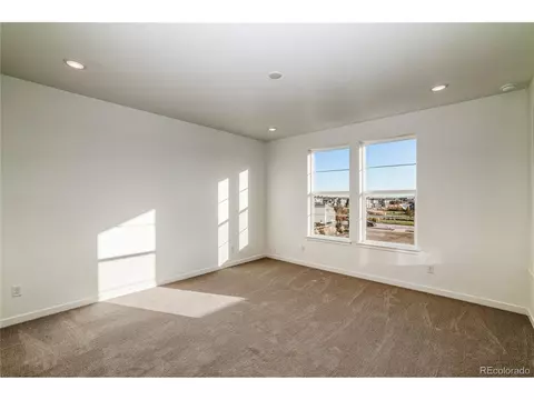 23942 E 40th Ave, Aurora, CO 80019 photo 10