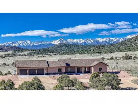575 Round-up Rd, Westcliffe, CO 81252