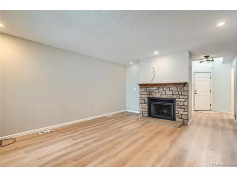 12136 E 2nd Dr, Aurora, CO 80011 photo 14