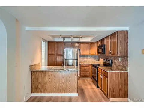 12136 E 2nd Dr, Aurora, CO 80011 photo 10