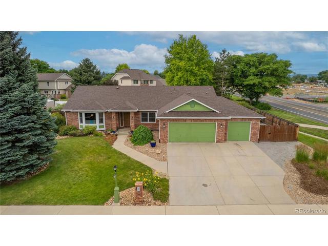8031 Fox Hill Dr, Longmont, CO 80504
