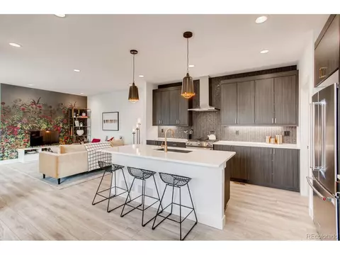 21682 E 60th Ave, Aurora, CO 80019 photo 6