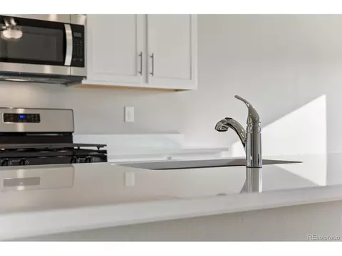 Kitchen - 151 Equine Rd, Berthoud, CO 80513 photo 2 of 5