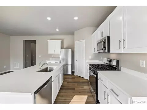 Kitchen - 151 Equine Rd, Berthoud, CO 80513 photo 5 of 5