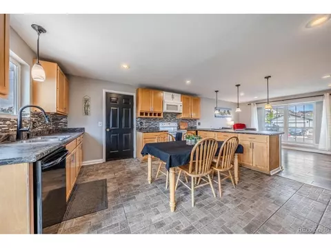 18472 E Atlantic Dr, Aurora, CO 80013 photo 9