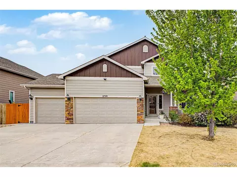 2720 Bridle Dr, Mead, CO 80542