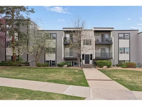 1300 Golden Cir #104, Golden, CO 80401