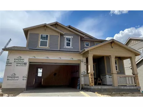 912 Crestone St, Johnstown, CO 80534