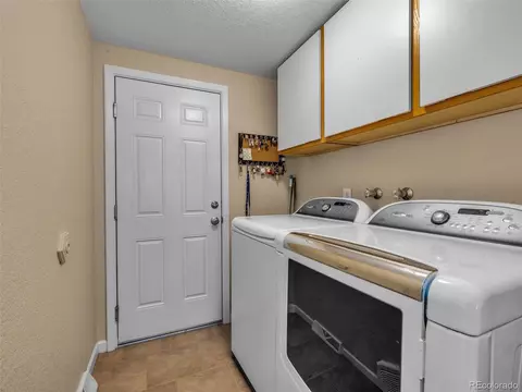 Undisclosed, Centennial, CO 80122 photo 35