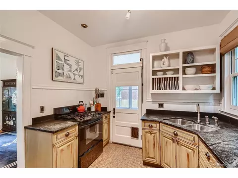 801 E 10th Ave, Denver, CO 80218 photo 10