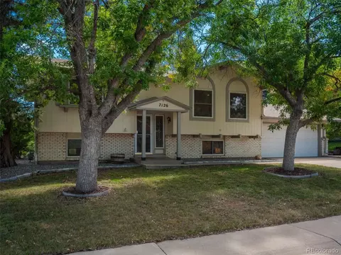 7126 S Syracuse Ct, Centennial, CO 80112