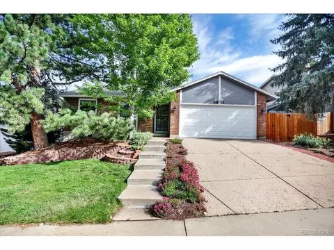 2013 Vineyard Dr, Castle Rock, CO 80104