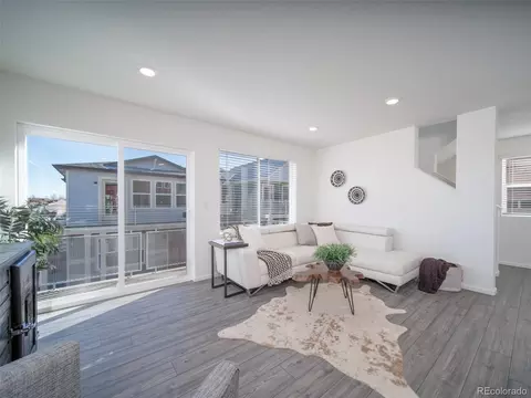 45004 Sunflower Ln, Bennett, CO 80102 photo 6