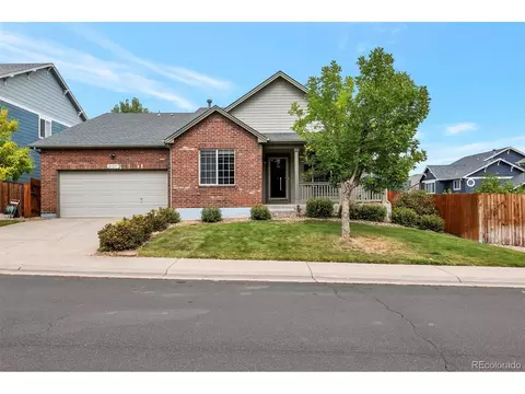 21577 E Mansfield Dr, Aurora, CO 80013 photo 1
