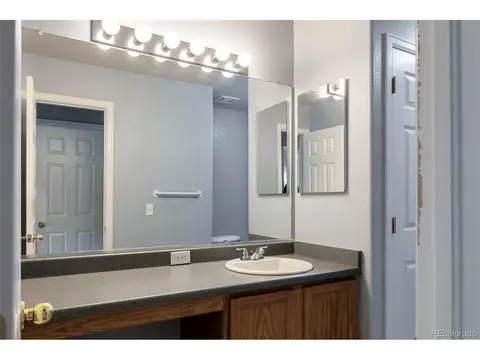 21577 E Mansfield Dr, Aurora, CO 80013 photo 7