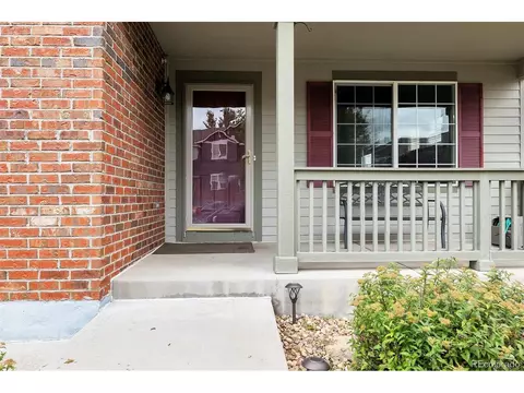 21577 E Mansfield Dr, Aurora, CO 80013 photo 2