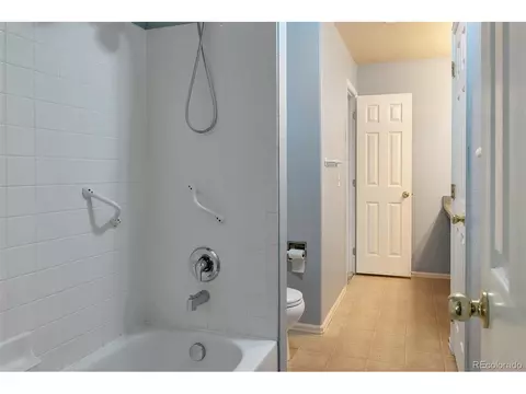 21577 E Mansfield Dr, Aurora, CO 80013 photo 8