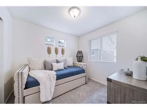 46507 Gold Prairie Dr, Bennett, CO 80102 photo 14
