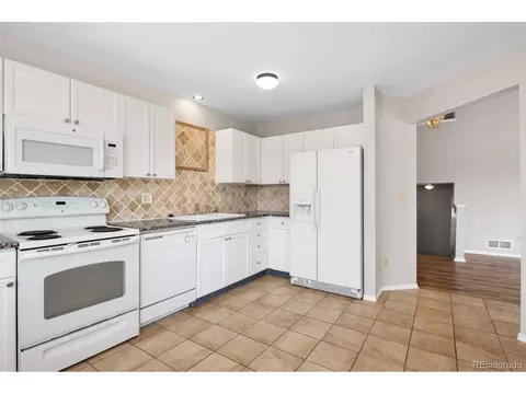 5315 Deephaven Ct, Denver, CO 80239 photo 12