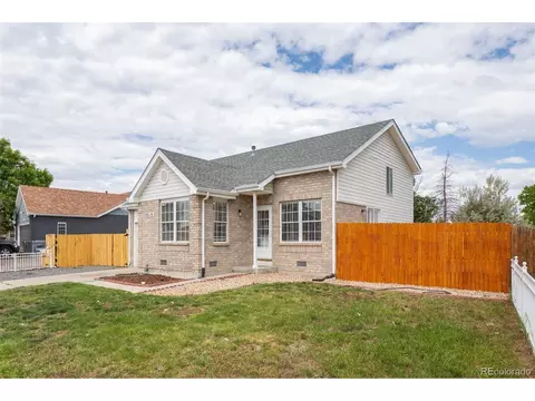 5315 Deephaven Ct, Denver, CO 80239 photo 29